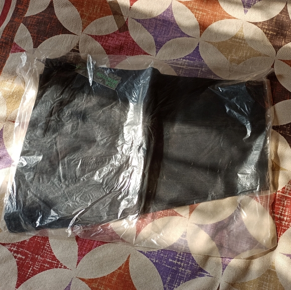 Pre-owned Sealed package - On Sale🍓 With Tags - Benetton (Black) Trouser - Picture 10 of 10